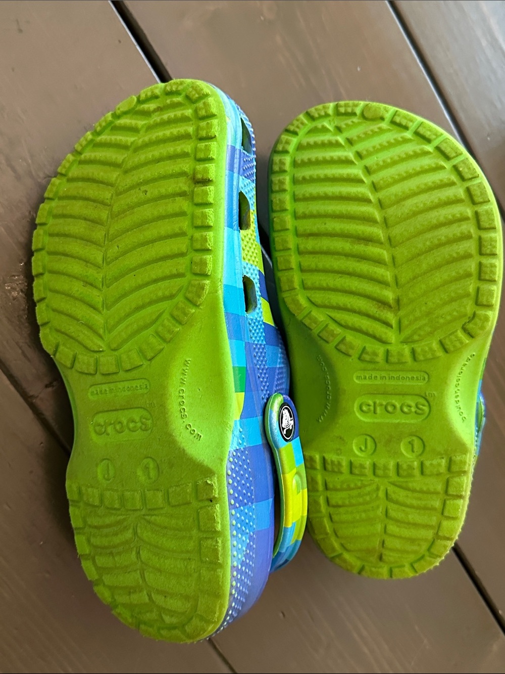 Crocs Kids' Classic Digi Block Clogs - Green Slime / Multi colorway - Picture 5 of 7
